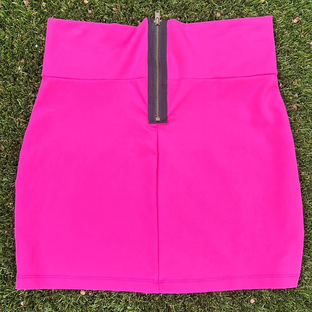 Bebe  Fitted Skirt